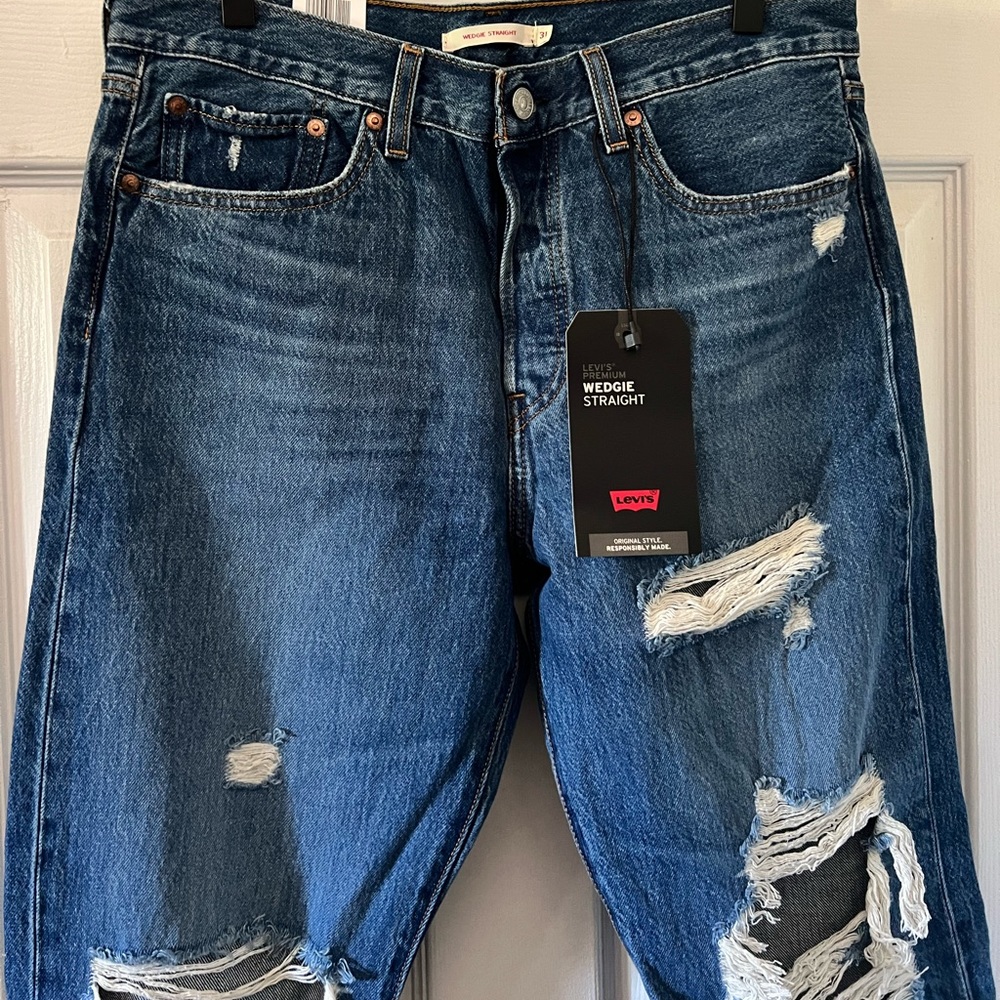 Levi’s Wedgie Straight - Picture 3 of 3